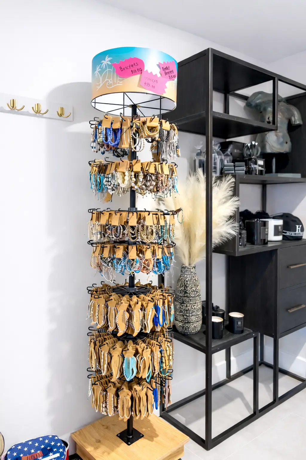 Islander Inn Gift Shop — jewelry