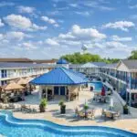 lazy-river-2-islander-inn-put-in-bay