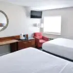 room-4-islander-inn-put-in-bay